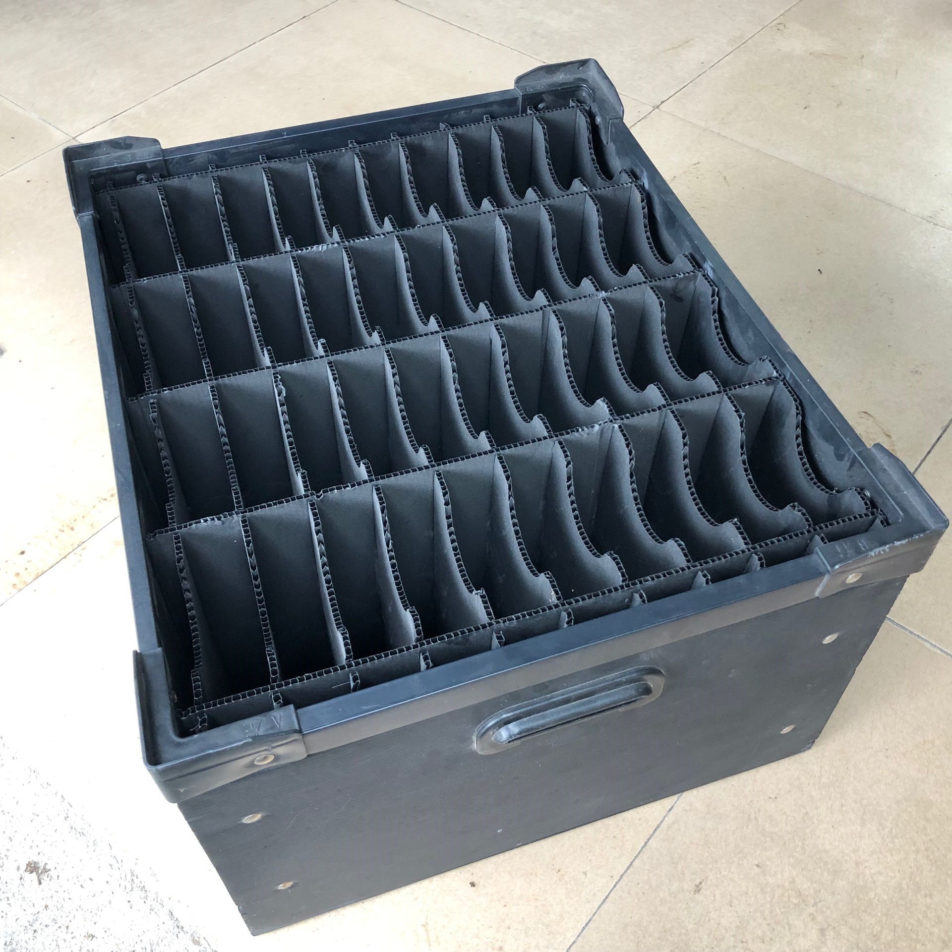 西乡附近PP板防静电刀卡防静电板刀卡板子贴片防静电周转箱厂家