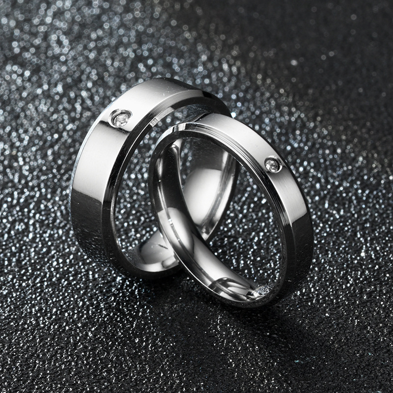 New Titanium Steel Double Beveled High-grade Diamond Ring Couple Ring display picture 6