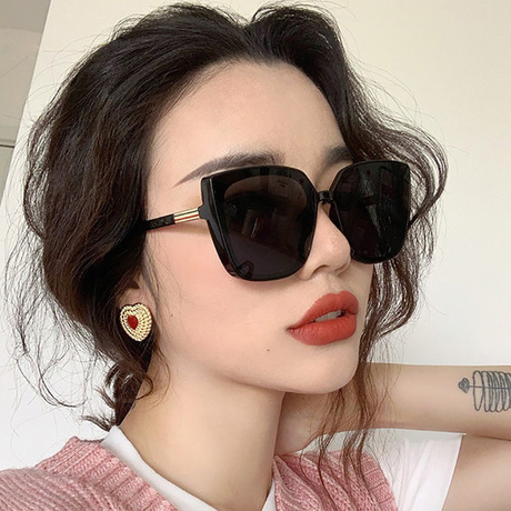 trendy sunglasses for girls