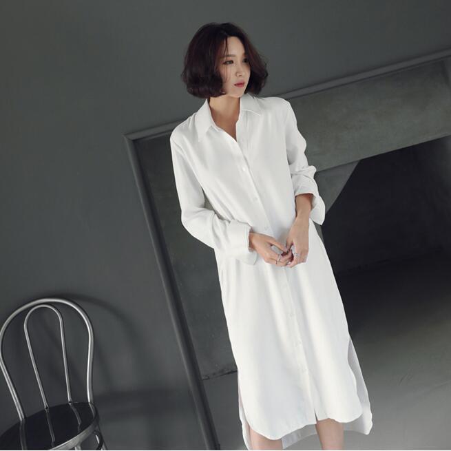 Korean version of the extended version of the shirt women's spring 2022 new super long knee long loose Western style large shirt skirt inch Korean version of the extended version of the shirt women's spring 2022 new super long knee long loose Western style large shirt skirt inch