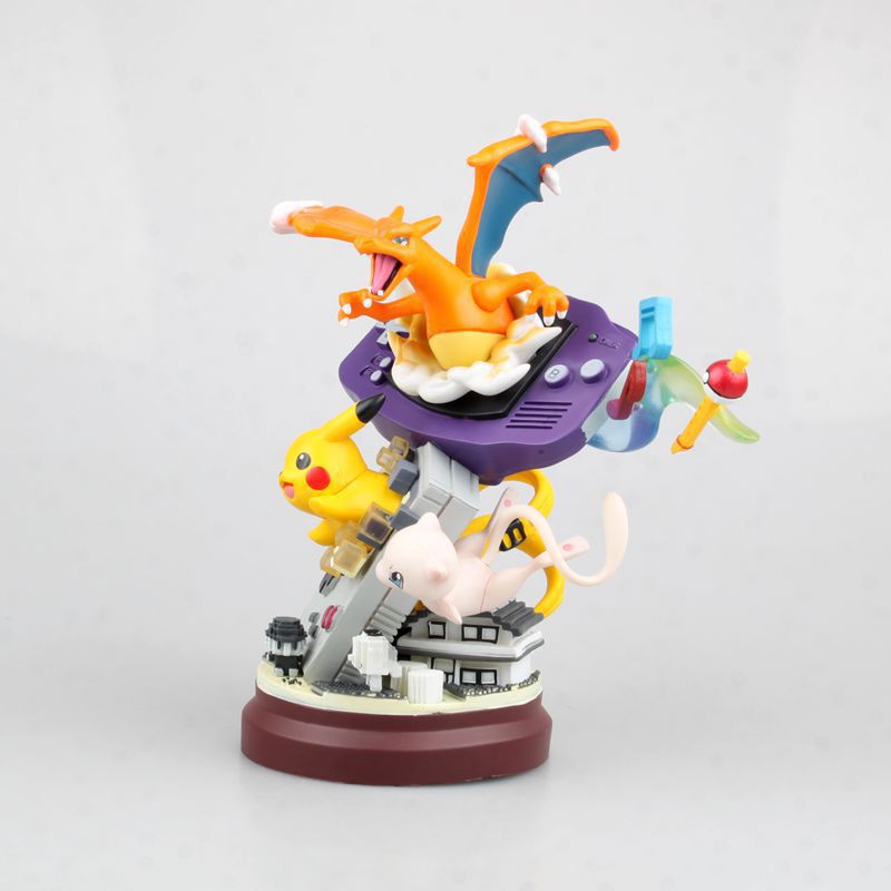 Pikachu and Charizard Figure