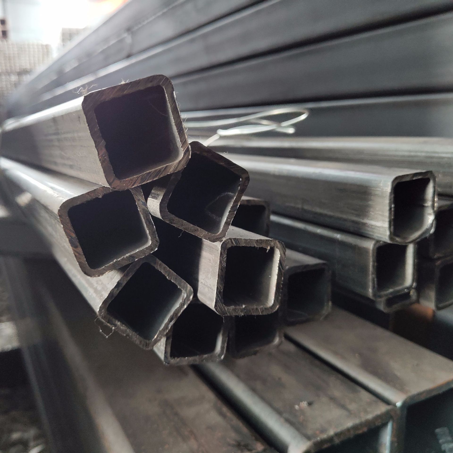 安徽 合肥 黑方管 方通 40*20*2 25*25*2 20*20*2 薄壁方管