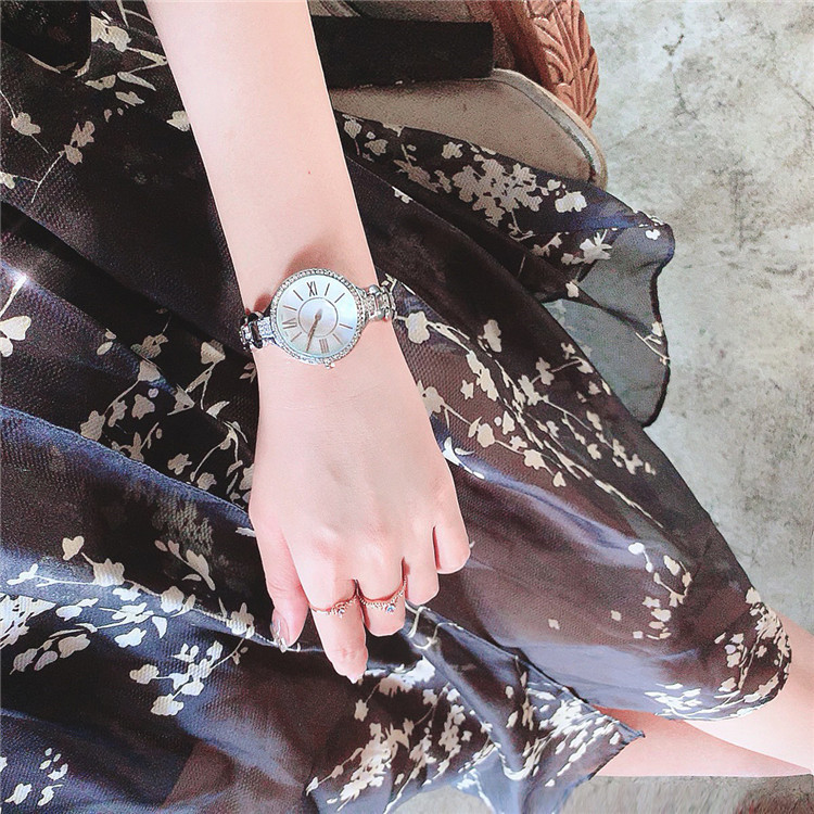 Fashion Geometric Single Folding Buckle Quartz Women's Watches display picture 21