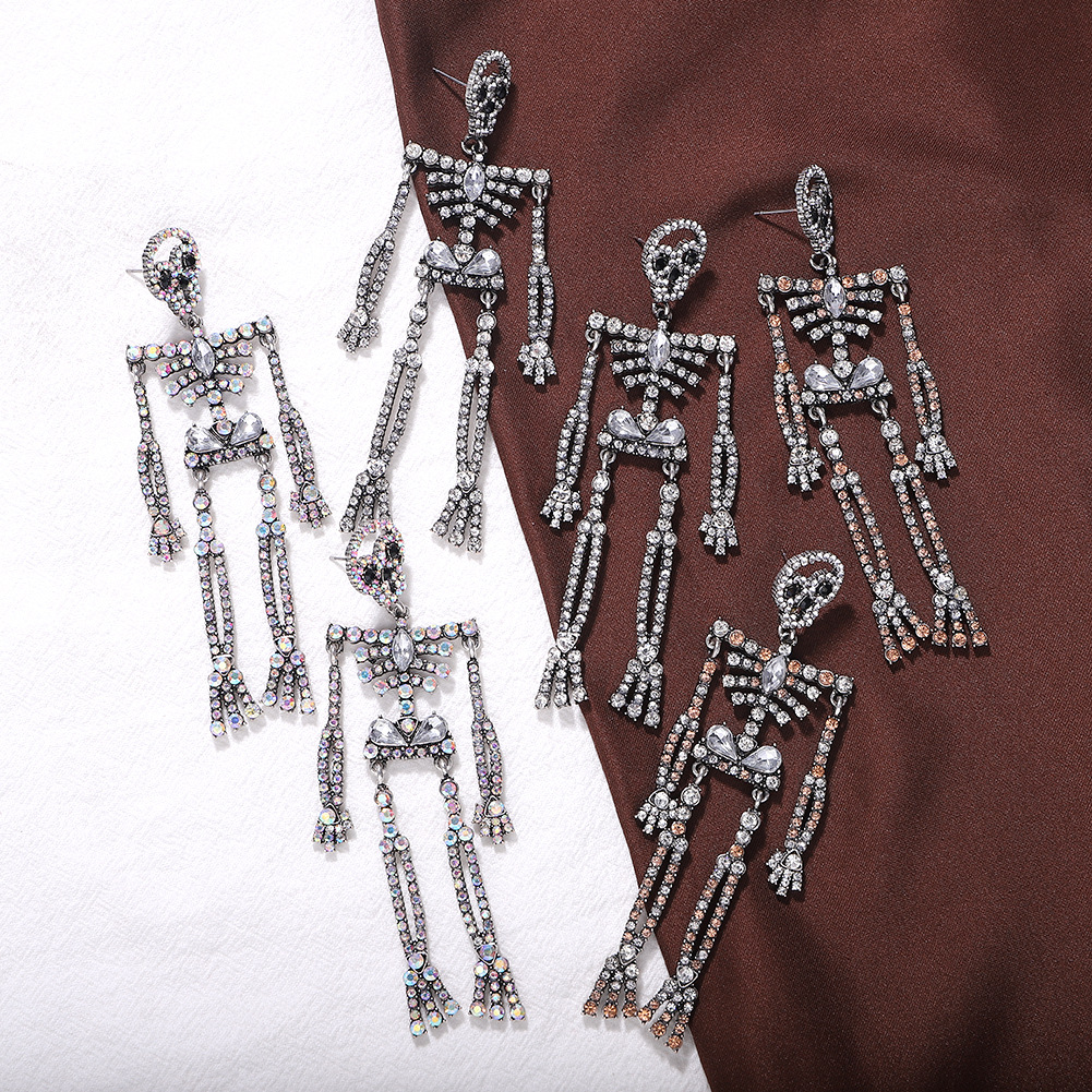 Sleek Minimalist Alloy Studded Skeleton Earrings display picture 3