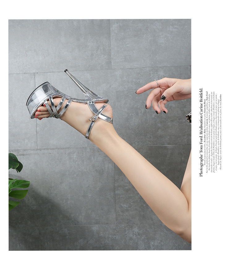 Chaussures été pour femme en Caoutchouc - Ref 3346076 Image 34