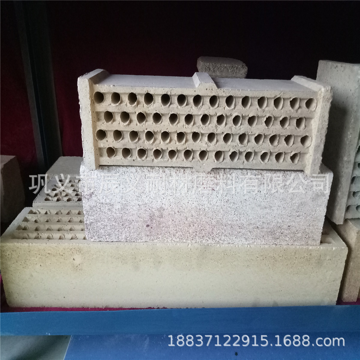 熔铝炉用耐高温篦子型挡板砖 钢铁厂用机械强度大挡板砖开孔率大