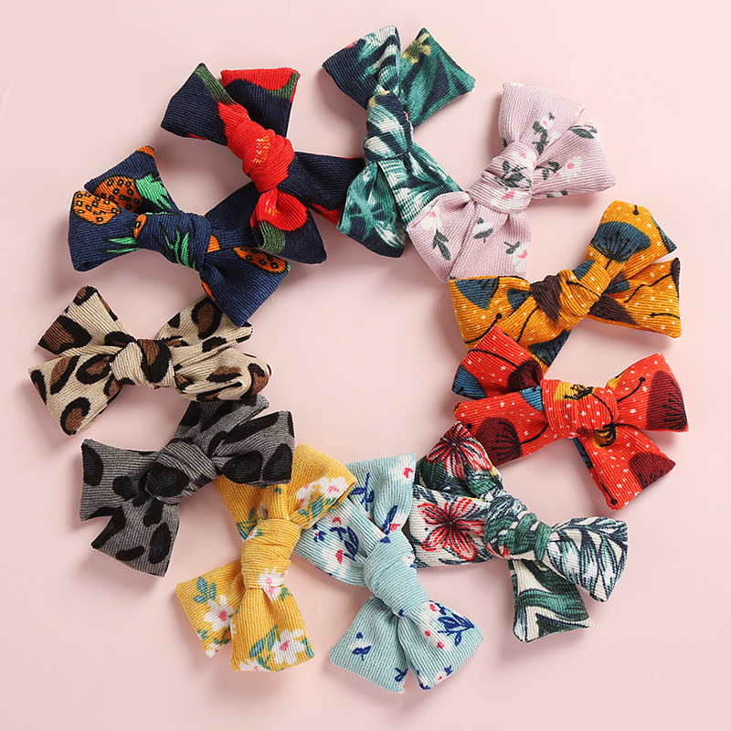 Printed Corduroy Children's Bow Hair Clip 10.5*5.5 Cm Girls Fabric Hairpin display picture 1