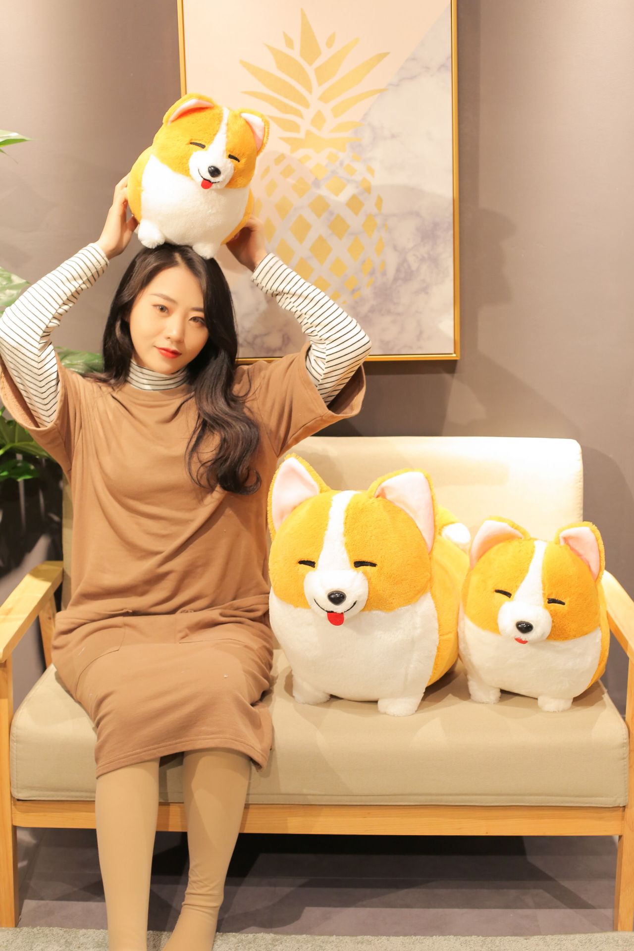 新款短腿桃心屁股柯基公仔