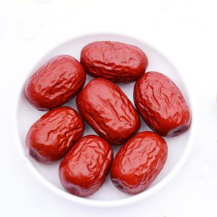 Новые товары Синьцзян Руоцян, красные даты, серые даты 500 г тонкого мяса толстое ядро.