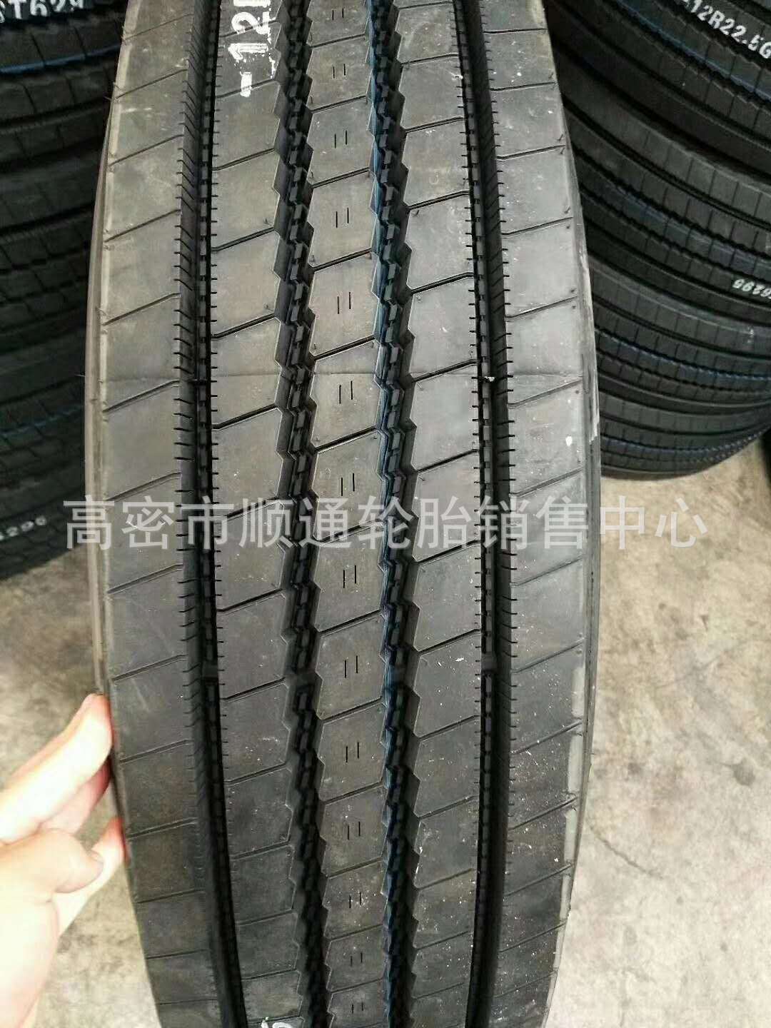 三角货车轮胎12R22.5钢丝卡车轮胎8R22.8 9R22.5子午线轮胎