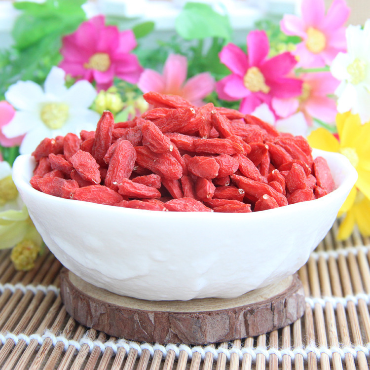 Ningxia Zhongning Wolfberry 250g partículas grandes enlatadas 150 tabletas/50 quater grano grande rojo Wolfberry