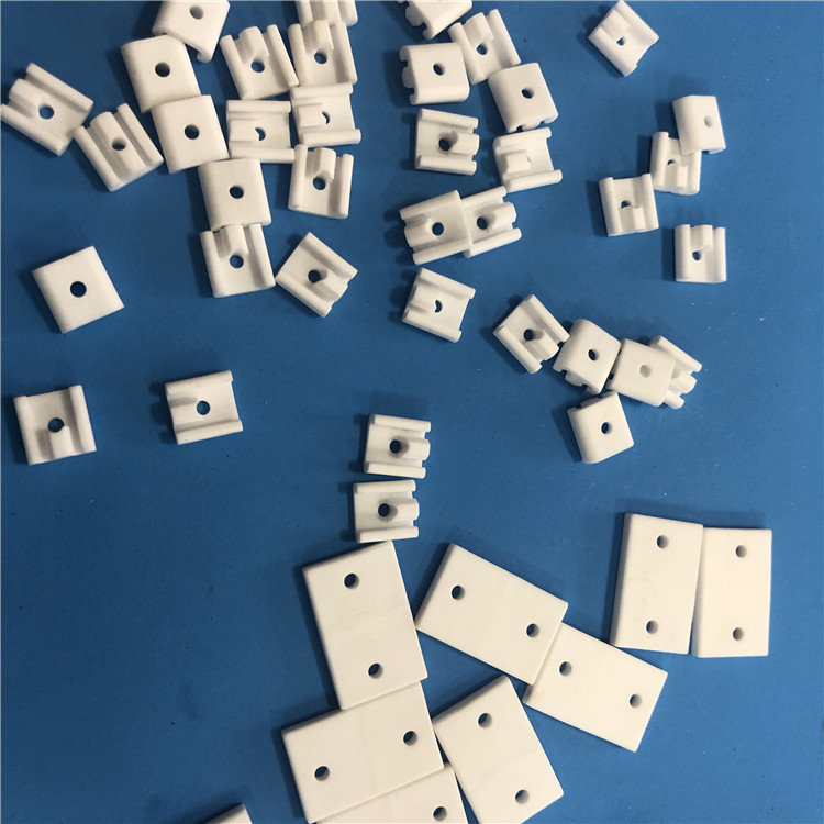 氧化铝陶瓷垫片 防磨耐温导热绝缘陶瓷基片