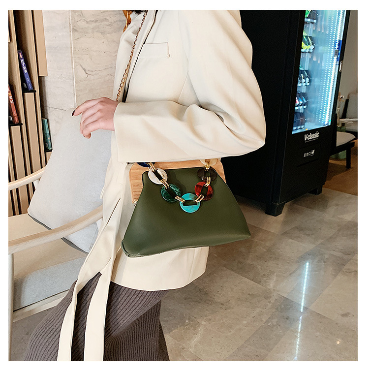 New Korean Fashion Wood Lock Shell Bag display picture 13