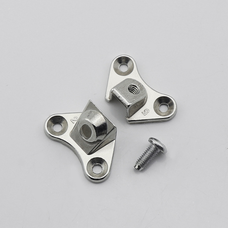 Ventas directas de fábrica agujero-libre de tres en uno conector de muebles armario montaje ángulo código conector engrosado