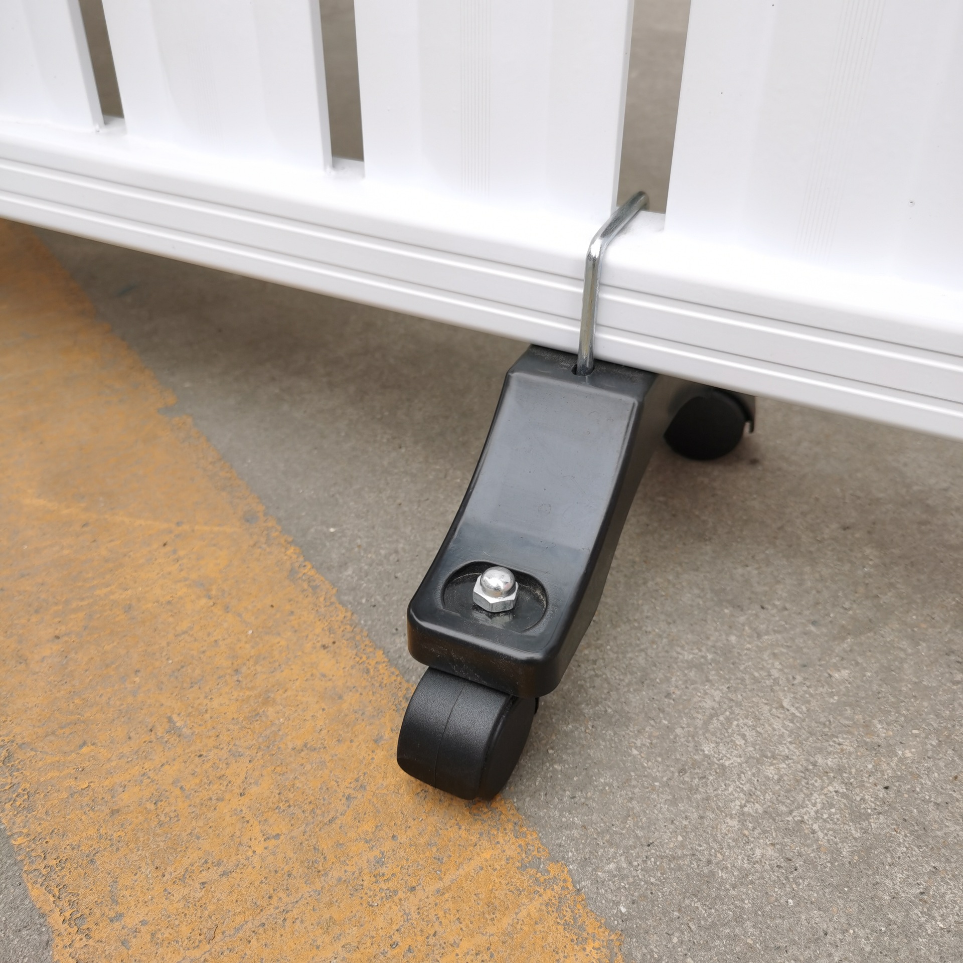 03e3ea2e65212d73567eaff68295bd