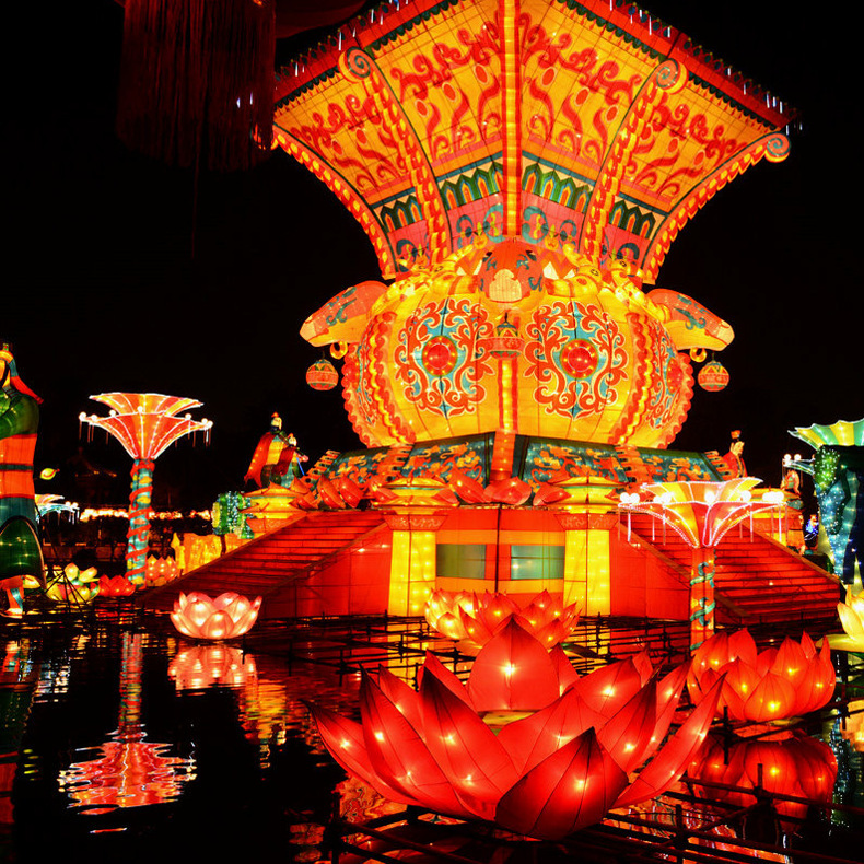 �нӳ��н��յƹ��������̣�����ʥ������ƹ⻭���λ��������