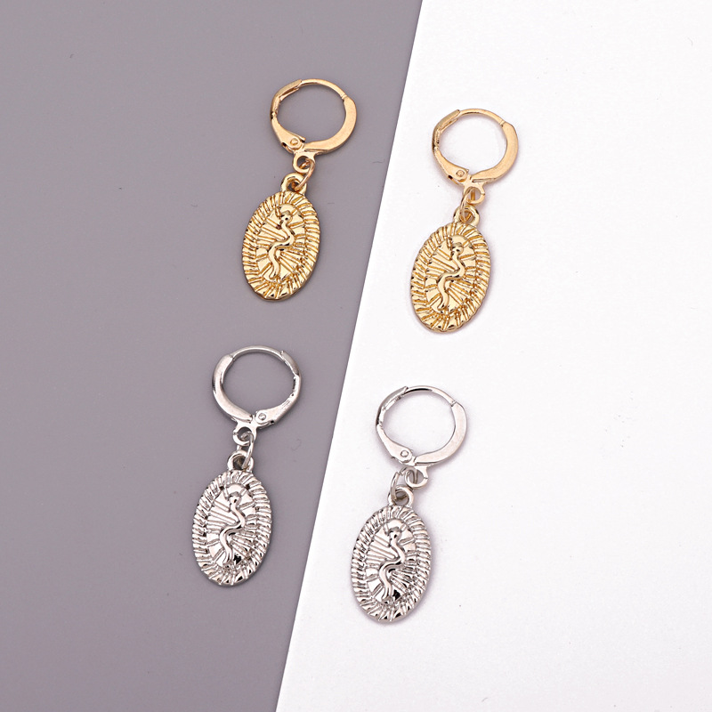 Retro Engraving Snake Oval Pendant Ear Ring Ethnic Wind Punk Ring Earring Wholesale Nihaojewelry display picture 7