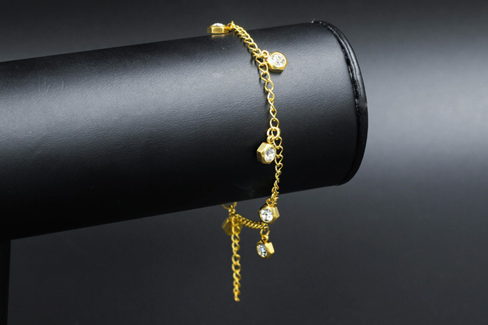 Fashion Geometric Stainless Steel Inlay Zircon Womenu0027S Anklet 1 Piece