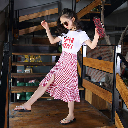 New children's clothing 2024 summer children's short-sleeved suit for girls, medium and large children, Korean style casual plaid two-piece skirt