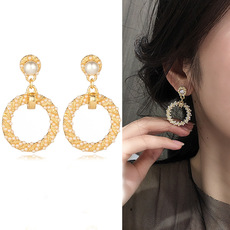 s925银针东大门 网红爆款气质圆形耳饰防过敏显瘦珍珠耳坠E0038