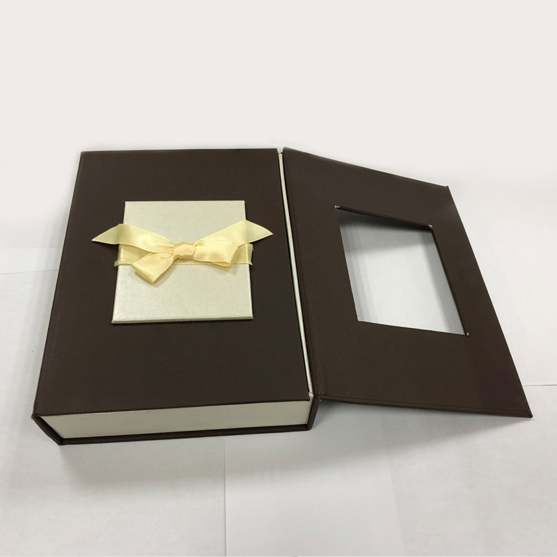 Caja de joyería caja de joyería collar anillo pendientes caja de embalaje caja retro personalizada entrega al por mayor