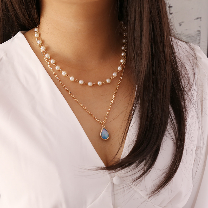 Fashion Pearl Semi-precious Stones Multilayer Necklace Wholesale display picture 2