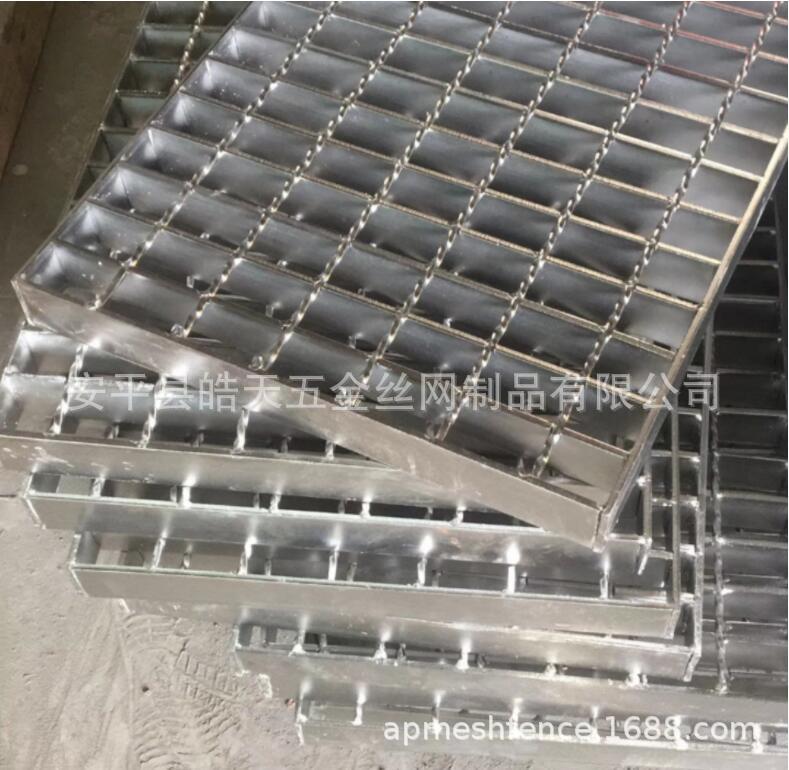 平台格栅板建筑工地用踏步板热镀锌电厂防滑钢格栅板厂房格栅板