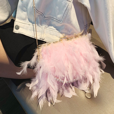 Turkey hair slant across women bag ostrich hair clip pearl chain fur one shoulder Dinner Bag