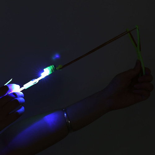 Luminous slingshot and arrows, luminous flying saucer catapults, small flying arrows, small prizes for children, street stalls, wholesale small gifts