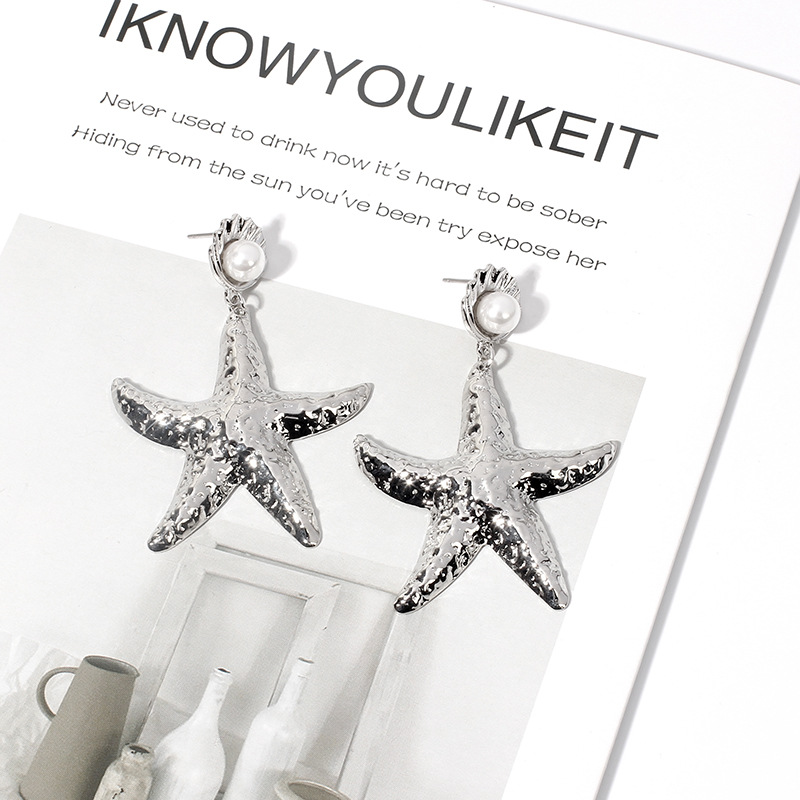 Europe And America Cross Border Ins Internet Celebrity Same Earrings Gold Alloy Shell Pearl Earrings Exaggerated Starfish Earrings display picture 6