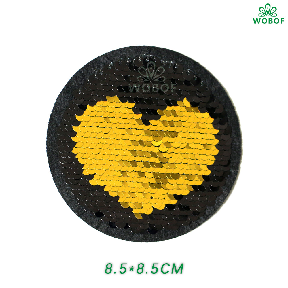 WO-2018厂家直销新款圆形爱心桃心5MM珠片绣章仔可定制