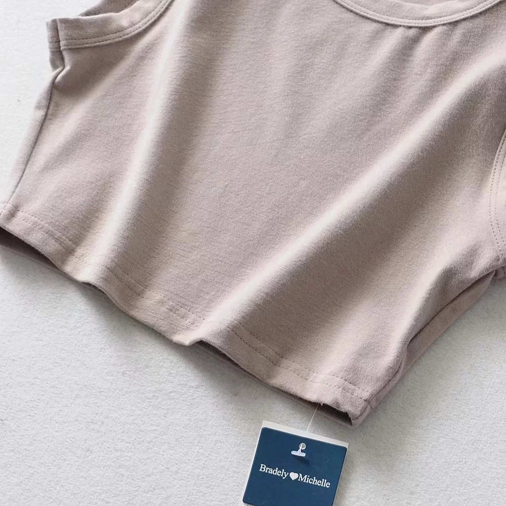 wide-brimmed slim short fitness vest NSAC14572