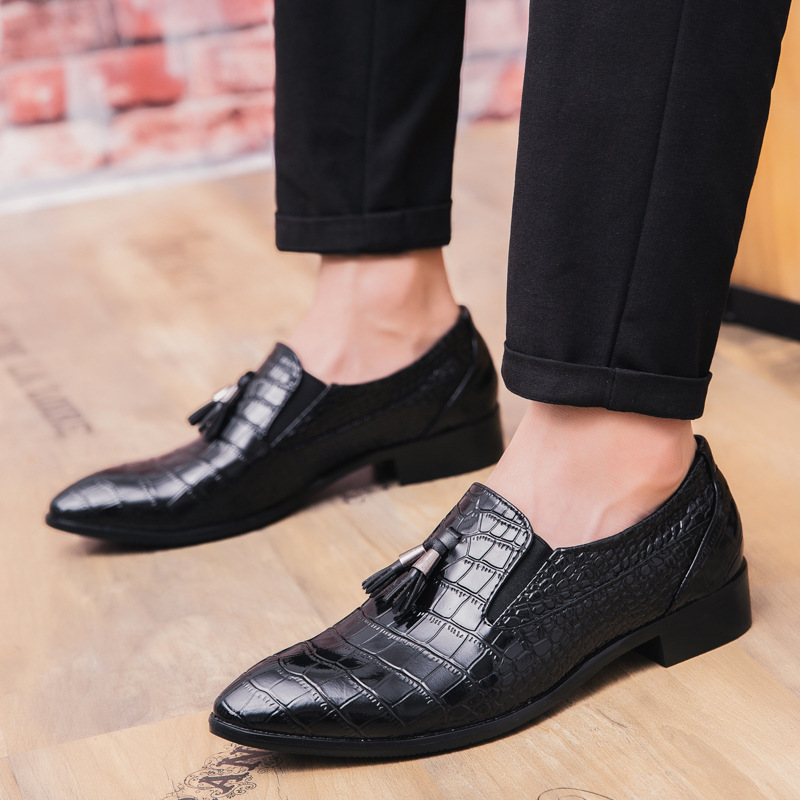 Black Leather Crocodile Pattern Tassel Loafers For Men Formal_voghion.com