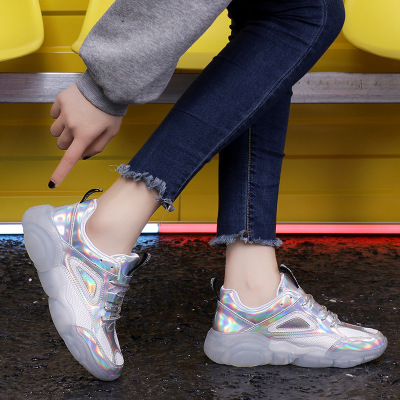 gym shoes leisure time student Korean Edition White shoes 2019 Spring Single shoes Versatile Little Bear Diddy On behalf of