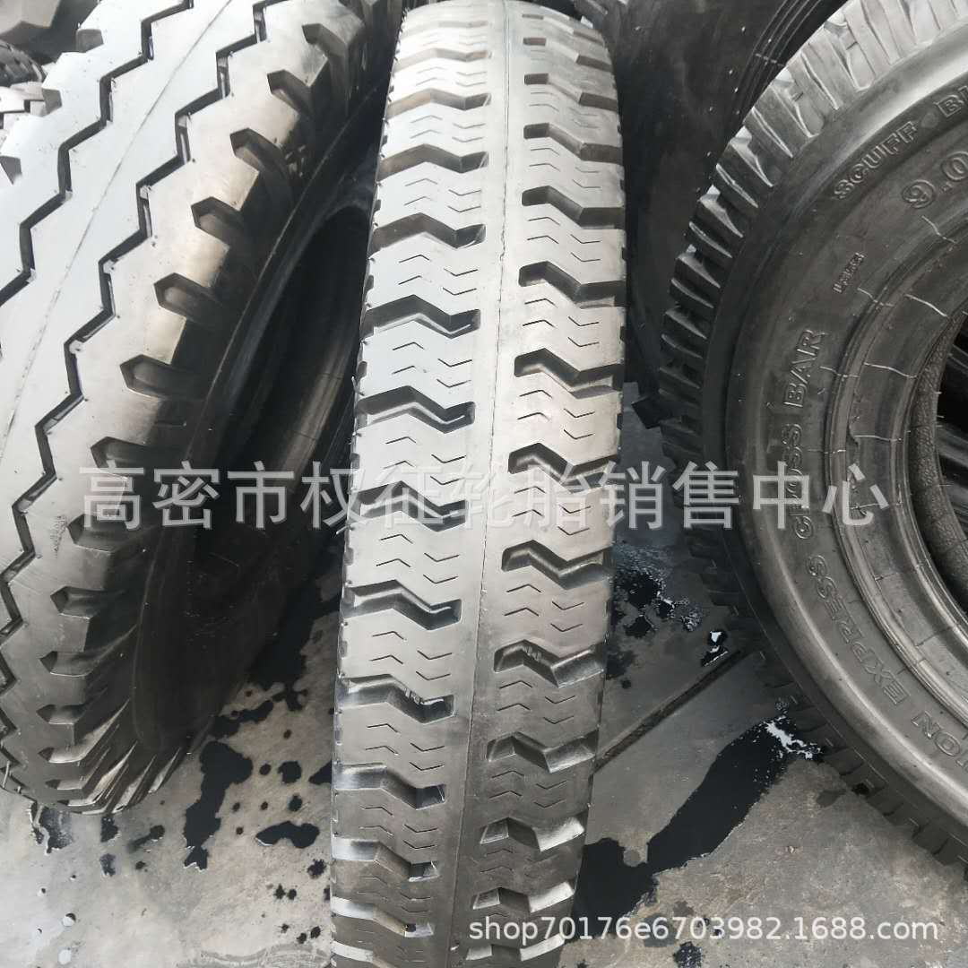 9.00-20尼龙羊角轮胎900-20轻卡货车10.00-20矿用轮胎