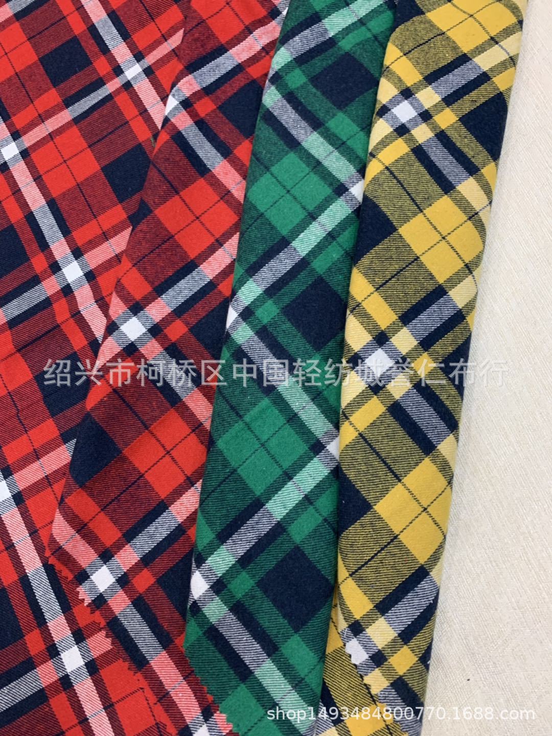 厂家直销现货供应21支涤棉混纺单面磨毛衬衫裙子裤子均可现货供应