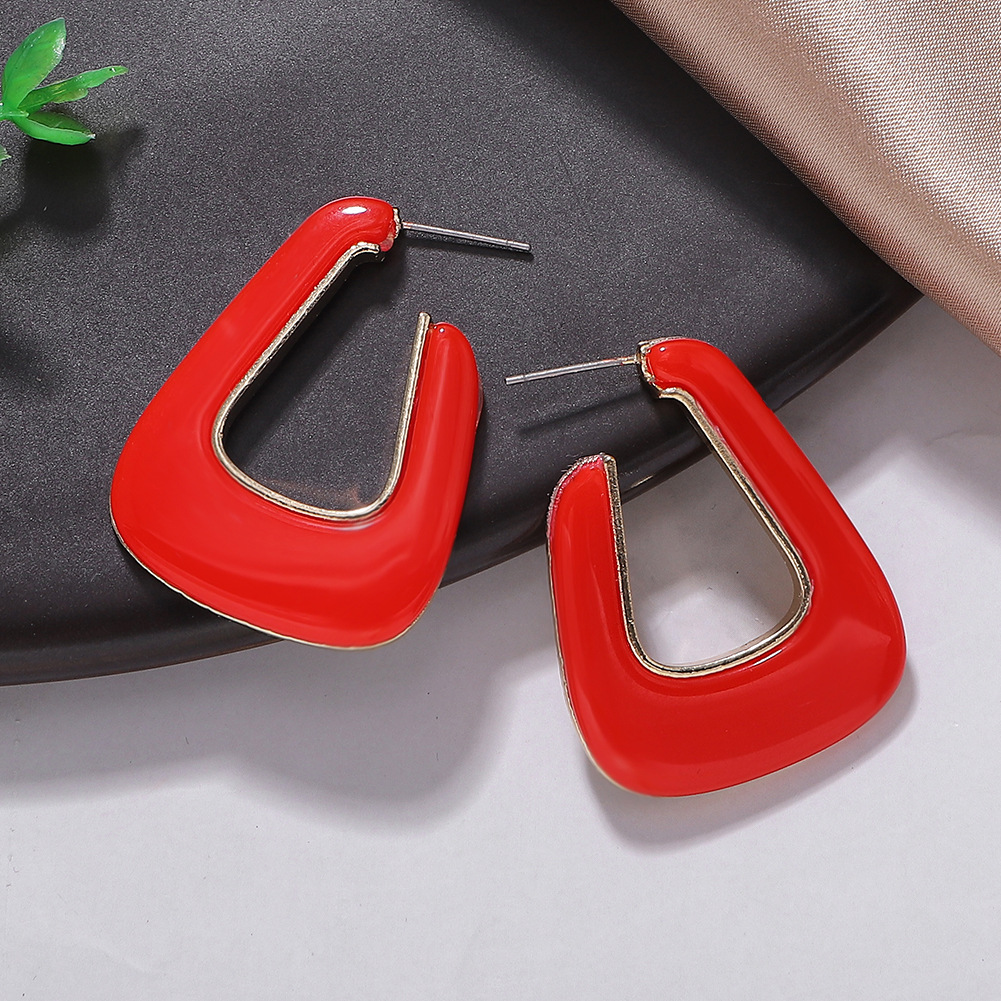Fashion Alloy Resin Earrings Simple Personality Earrings Jiaqi Jewelry Wholesale display picture 2