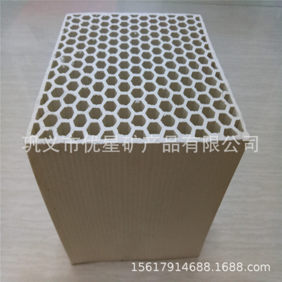 熔铝炉烧嘴用蜂窝陶瓷蓄热体 汽车烤漆器用耐高温蜂窝陶瓷蓄热体