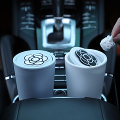 山茶花車載杯架垃圾桶 搖蓋車載收納桶置物圓桶車用垃圾桶紙巾筒