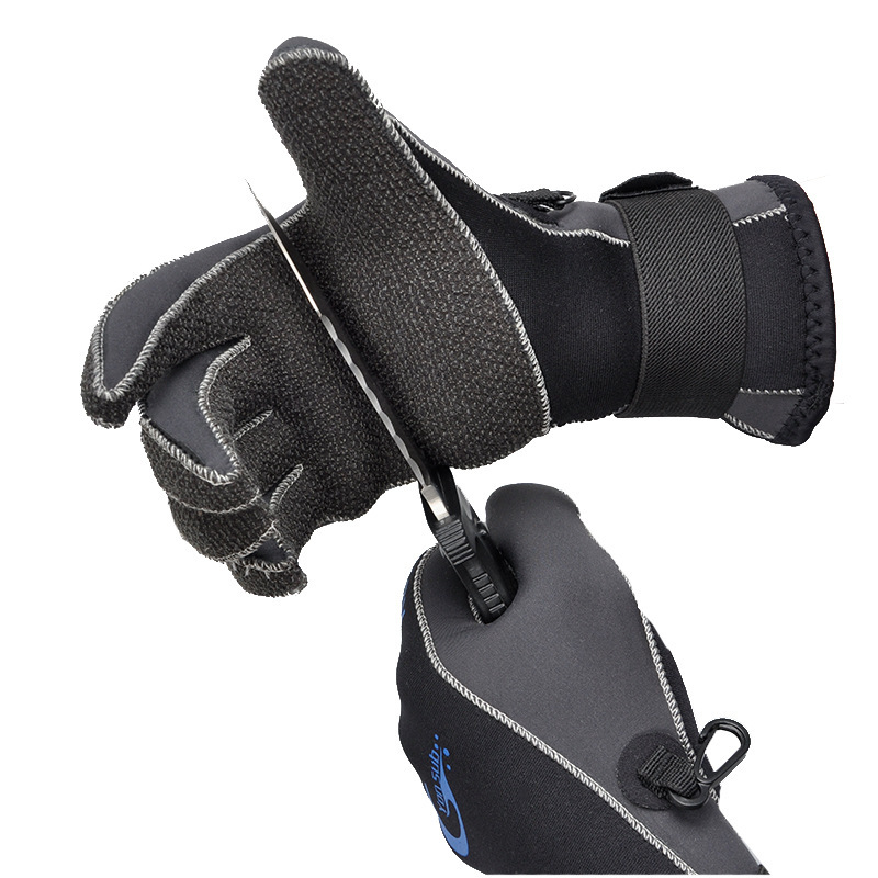 Comfortable non-slip gloves