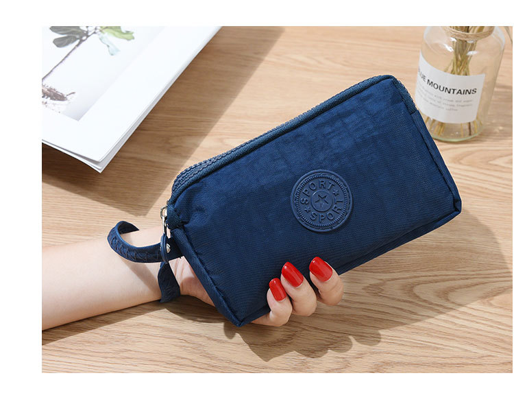 Women's Solid Color Nylon Sewing Thread Zipper Coin Purses display picture 4