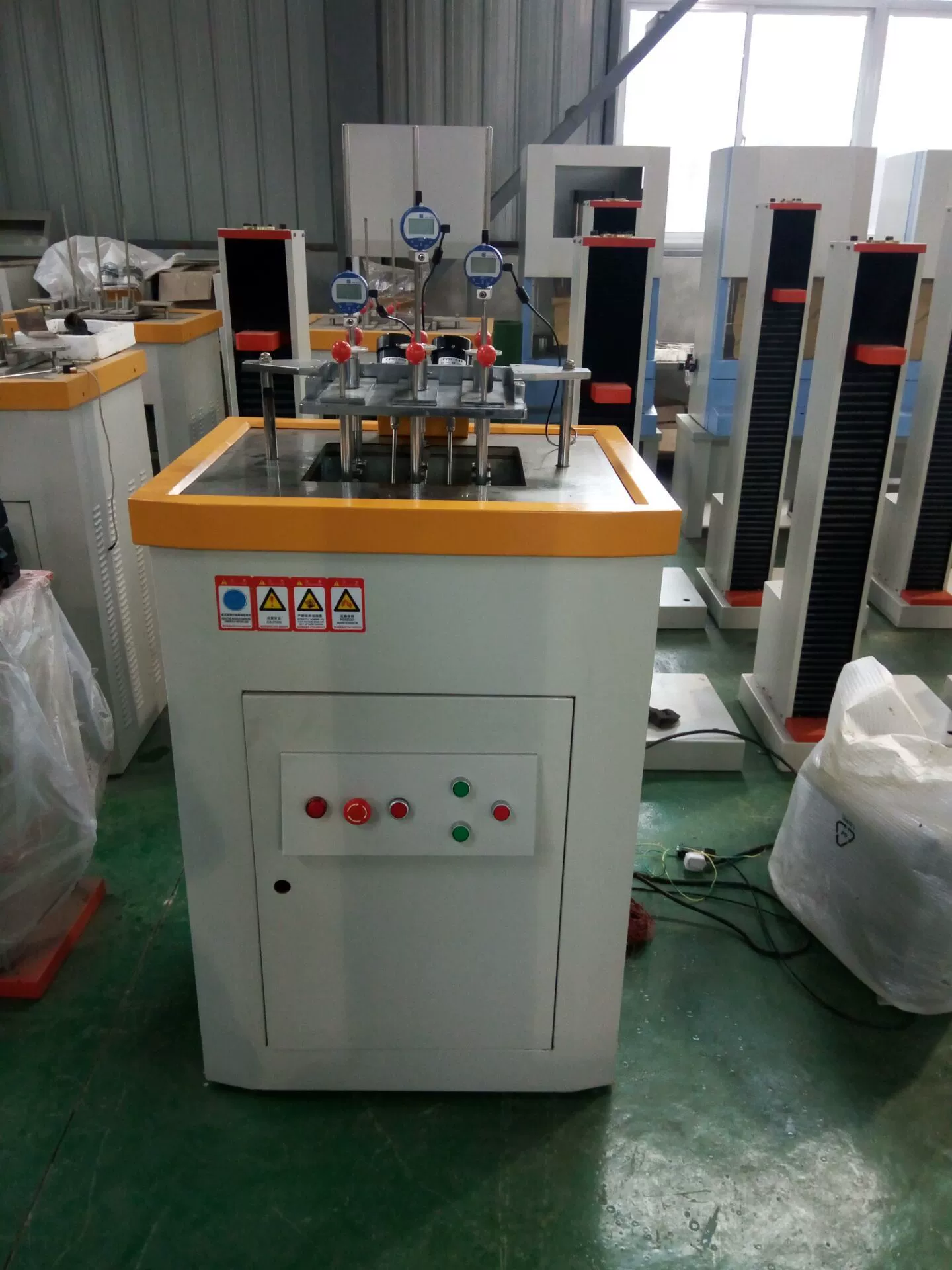 Компьютерная машина для испытания на тепловую деформацию Vika Цифовая явная машина для испытания на тепловую деформацию Vika компьютерная машина