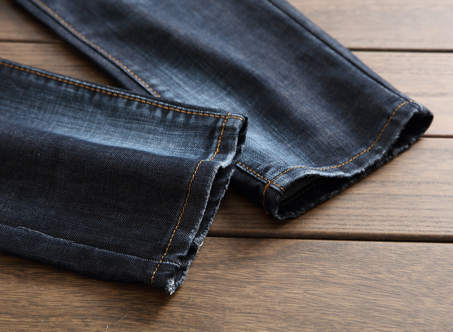 Jeans da uomo stile elastico con cuciture a compressione Zou piccoli jeans a gamba dritta_voghion.com
