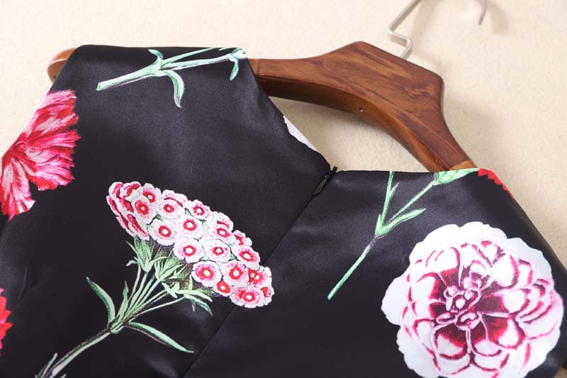 0325-11 黑底印花收腰下摆连衣裙尺码SMLXLS码胸围