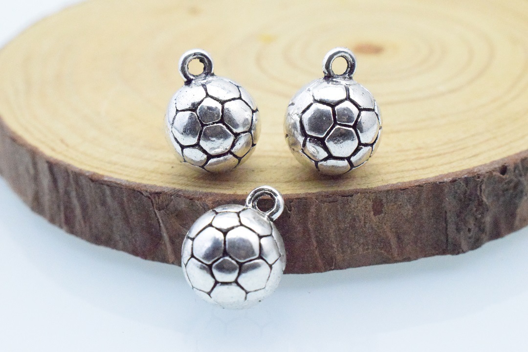 8455 football 4.4 grams