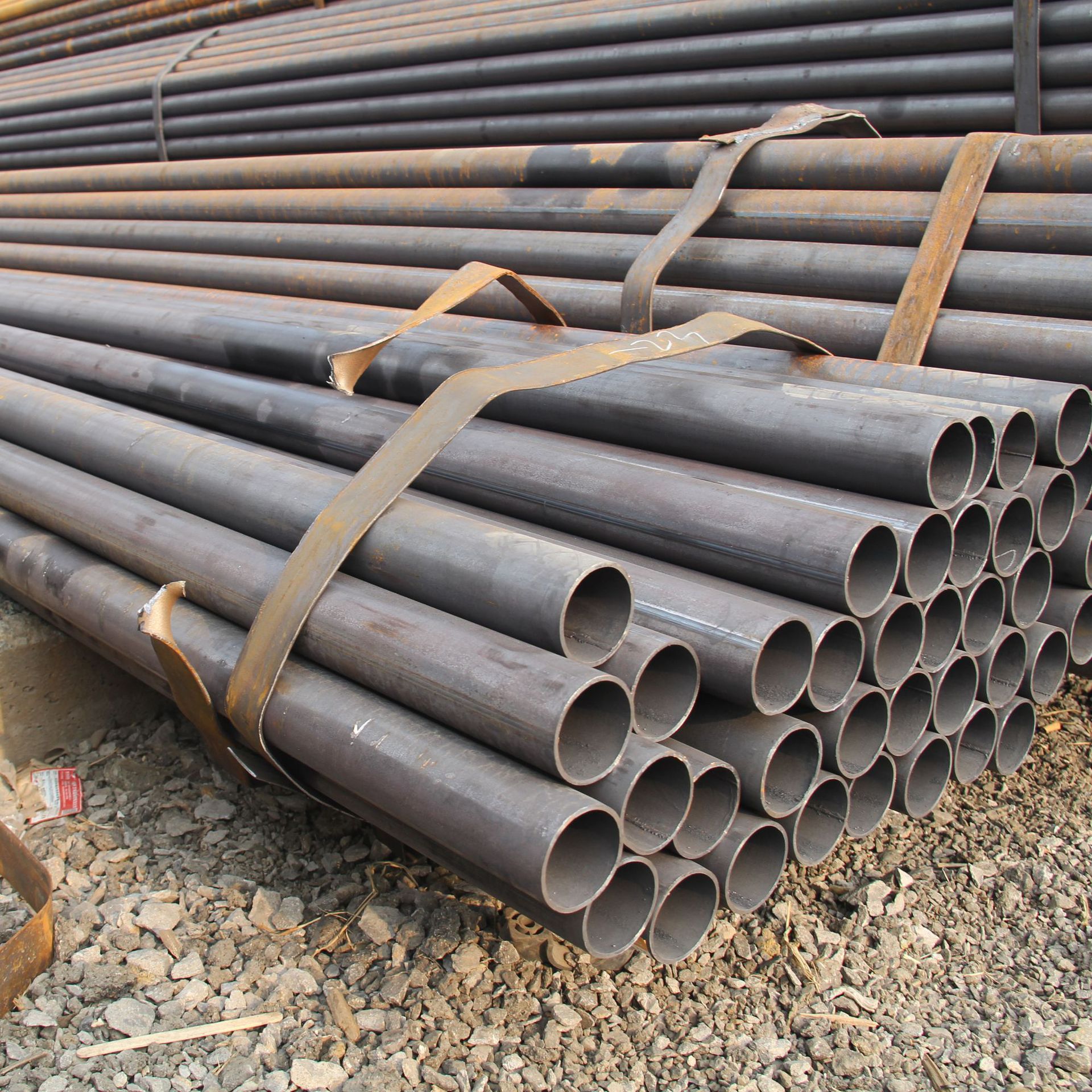 泰安镀锌焊管 黑管直缝管外径75.5 114大口径消防管 泰安现货价格