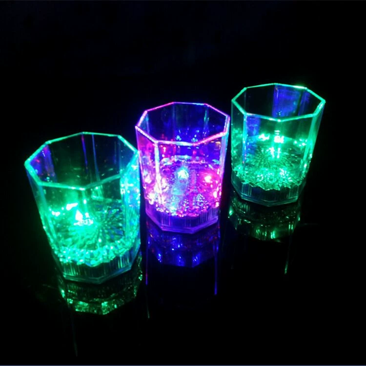 LED светящийся маленький восьмиугольный стакан для воды яркая кружка Birouwood стеклянная творческая LED кружка иностранная торговля место