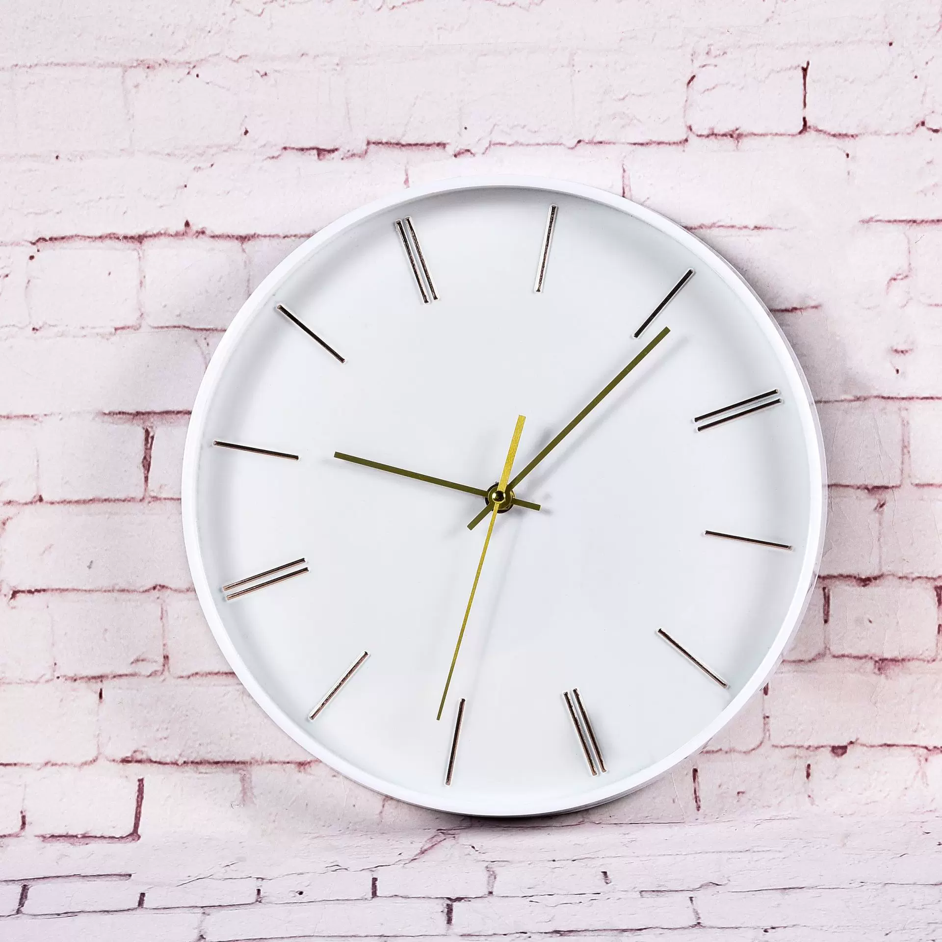 12寸wish热销塑料圆形立体罗马字挂钟客厅卧室用简单大方挂钟批发