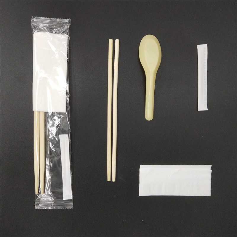 廠家直銷壹次性筷子四件套四合壹餐具包1000雙包郵外賣餐具定制