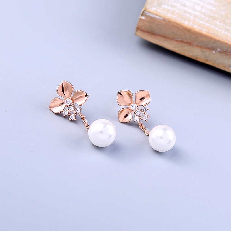 Korean Version Of The Simple Mori Leaf Earrings New Diamond 925 Pure Silver Earrings Female Temperament Pearl Earrings Me98310 display picture 6